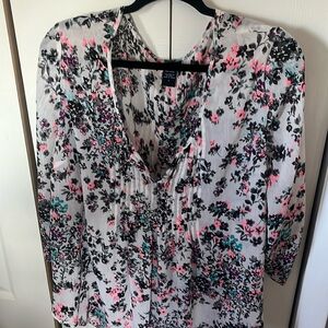 Torrid Size 3 3/4 Sleeve Top